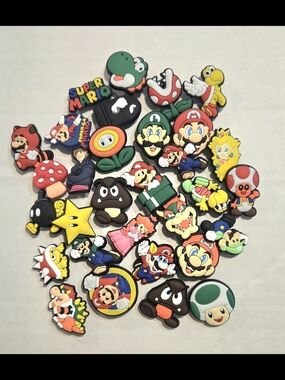 Super Mario Mixed Character Rubber Shoe Charms - Colorful Assortment